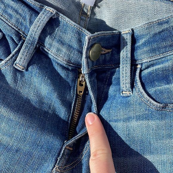 [FRAME] “Le Skinny de Jeanne Crop” Jeans - Size 24 - Picture 2 of 5